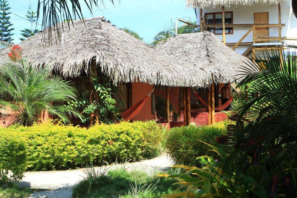 Hotel Sumpa Montanita Exterior photo